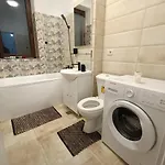 Modern Class * 布加勒斯特