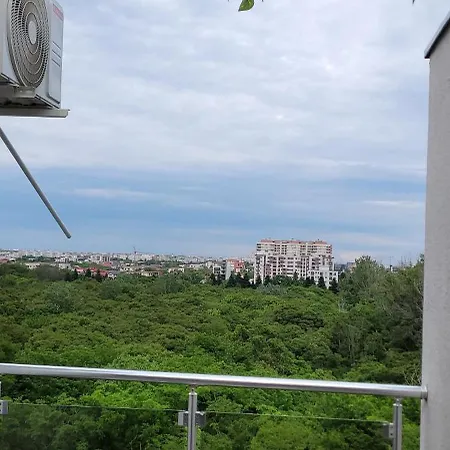 Modern Class Bukarest